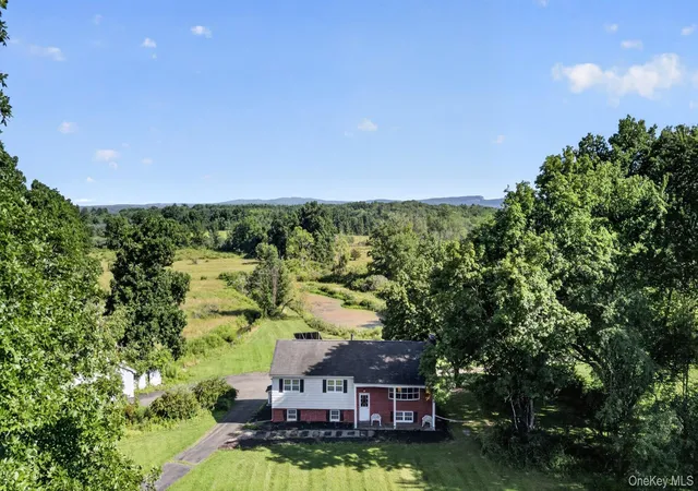 Photo 3 of Single family home for sale at 315 Pine Bush Rd, Stone Ridge, NY 12484 | MLS# 1029630 | Listing updated on 2026-08-07