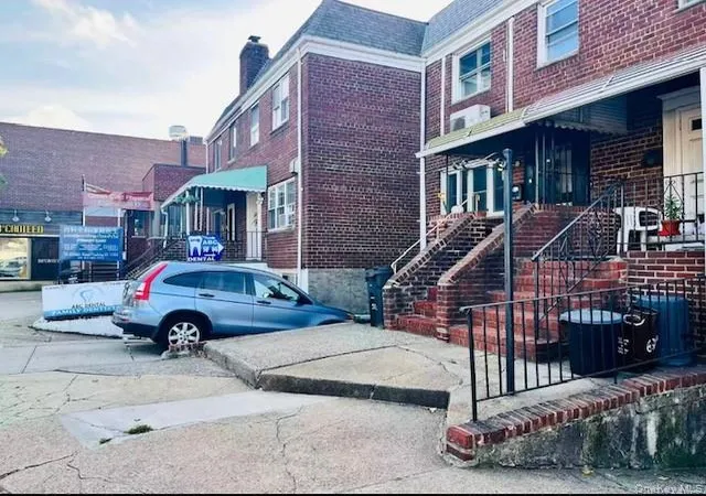 Photo 2 of Single family home for sale at 5834 Main St, New York, NY 11355 | MLS# 1029632 | Listing updated on 2026-10-27