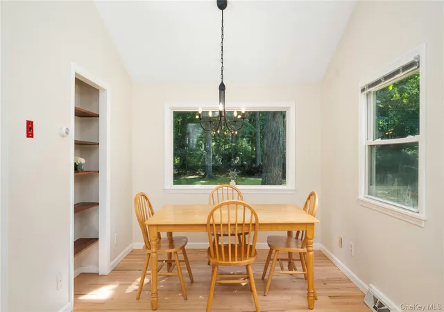 Photo 4 of Single family home for sale at 6 Hemlock Trl Ct, Carmel, NY 10512 | MLS# 1029638 | Listing updated on 2026-08-08