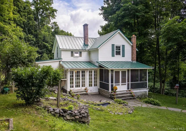 3rd image of 390 Water St, Livingston, NY 12534 | MLS# 1029660