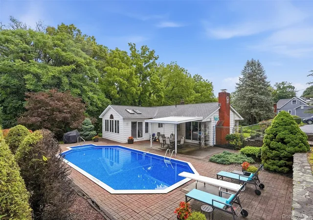 2nd image of 8 Boulder Rd, Newburgh (town), NY 12550 | MLS# 1029676