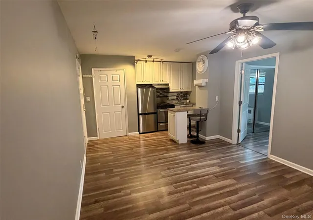 Photo 3 of Condo for sale at 20 Shady Glen Ct #H, New Rochelle, NY 10805 | MLS# 1029684 | Listing updated on 2026-09-08