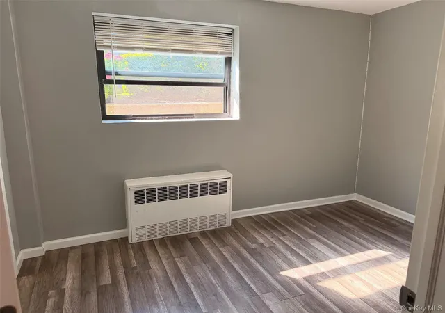 Photo 4 of House for sale at 20 Shady Glen Ct #H, New Rochelle, NY 10805 | MLS# 1029684 | Listing updated on 2026-10-06