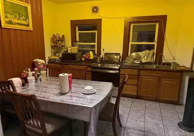 14th image of 151 Amherst St, Hempstead, NY 11550 | MLS# 1029686