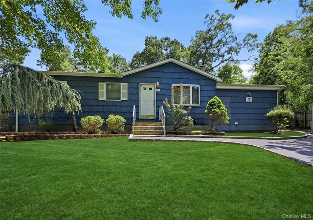 Photo 1 of Single family home for sale at 28 Twilight Rd, Brookhaven, NY 11778 | MLS# 1029690 | Listing updated on 2026-08-14