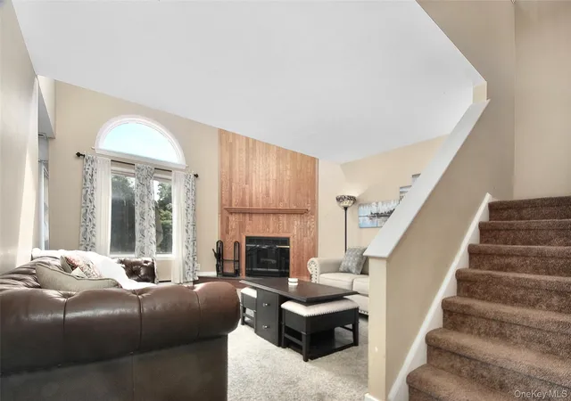 Listing Photo 5 - Condo for sale in building located at 172 Fairway Dr, Carmel, NY 10512 - Unit #U172