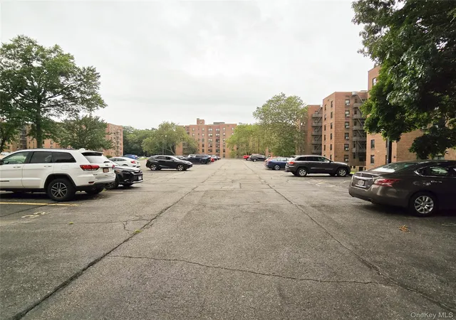 2nd image of 211 10 73rd Ave #3D, New York, NY 11364 | MLS# 1029715