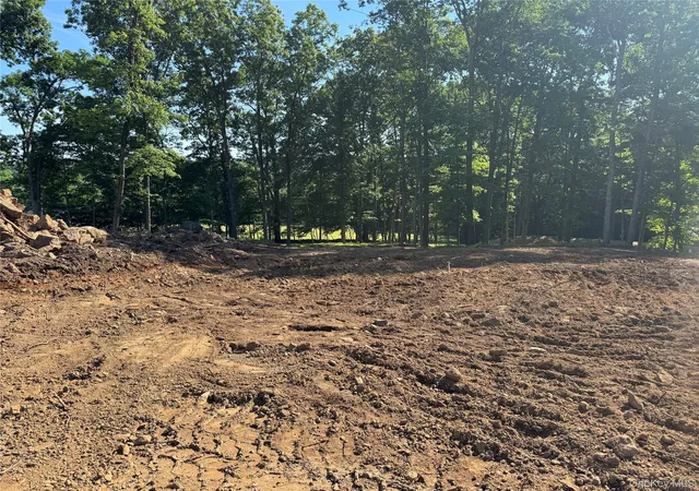 Photo 4 of Single family home for sale at Lot 1 118 Kincart Ct, Yorktown, NY 10598 | MLS# 1029729 | Listing updated on 2026-08-18