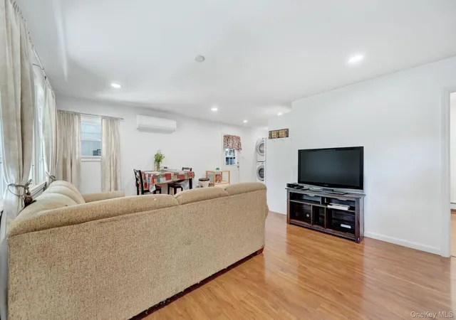 Photo 4 of Sale Pending at 109 Pine Rd, Mastic Beach, NY 11951 | MLS# 1029735 | Listing updated on 2026-08-13