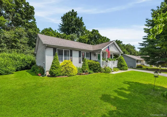 3rd image of 22 Rosewood Ln, Mamakating, NY 12790 | MLS# 1029736