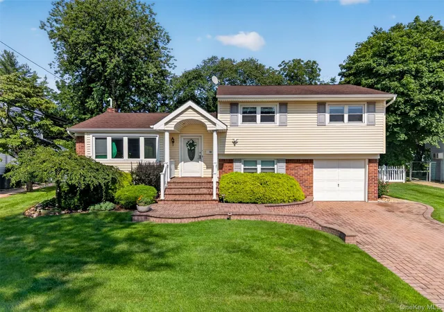 Photo 1 of Sale Pending at 50 Sylvia Ln, Oyster Bay, NY 11803 | MLS# 1029750 | Listing updated on 2026-09-18