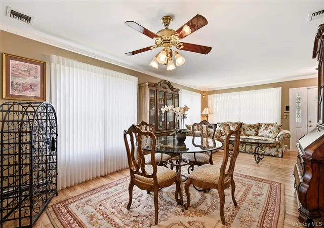 Photo 4 of Single family home for sale at 8 Crossman Rd, Huntington, NY 11721 | MLS# 1029769 | Listing updated on 2026-10-03