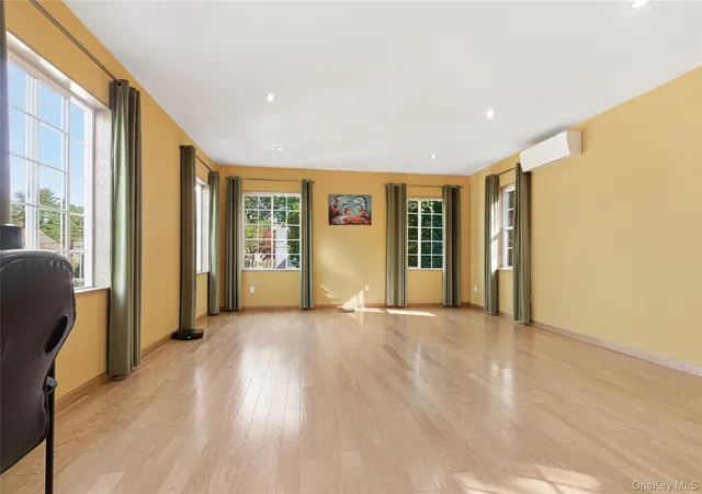 3rd image of 216 Catherine St, Cortlandt, NY 10511 | MLS# 1029791
