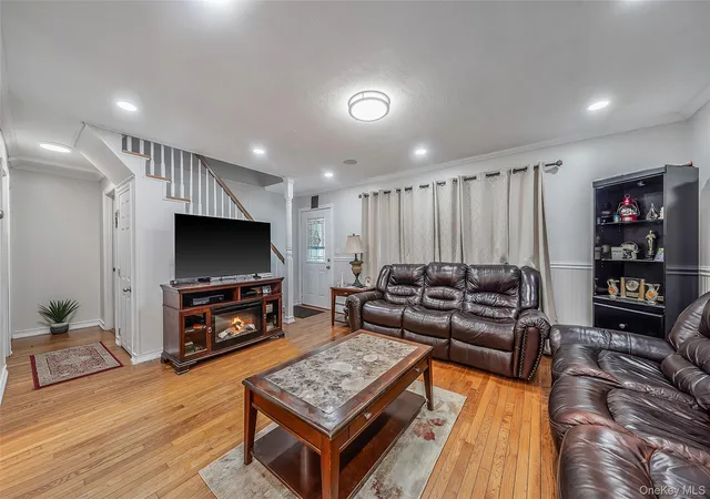 Photo 3 of Single family home for sale at 1641 E 3rd Avenue, Bay Shore, NY 11706 | MLS# 1029811 | Listing updated on 2026-07-24
