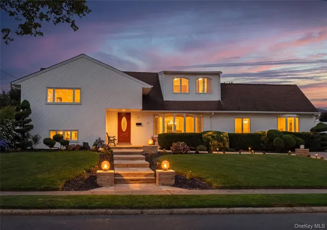 Photo 1 of Sale Pending at 61 Hemlock Ln, Oyster Bay, NY 11762 | MLS# 1029813 | Listing updated on 2026-08-29