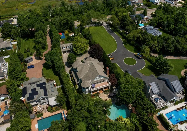 Photo 3 of Single family home for sale at 608 Shore Dr, Islip, NY 11769 | MLS# 1029824 | Listing updated on 2026-10-05