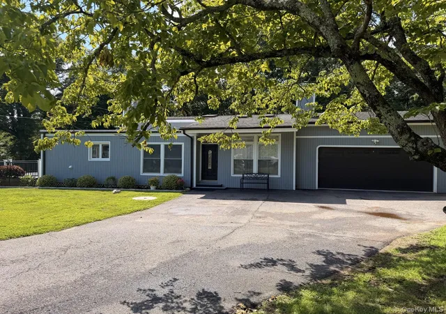 Photo 1 of Single family home for sale at 5 Lee Rd, Somers, NY 10589 | MLS# 1029827 | Listing updated on 2026-08-01