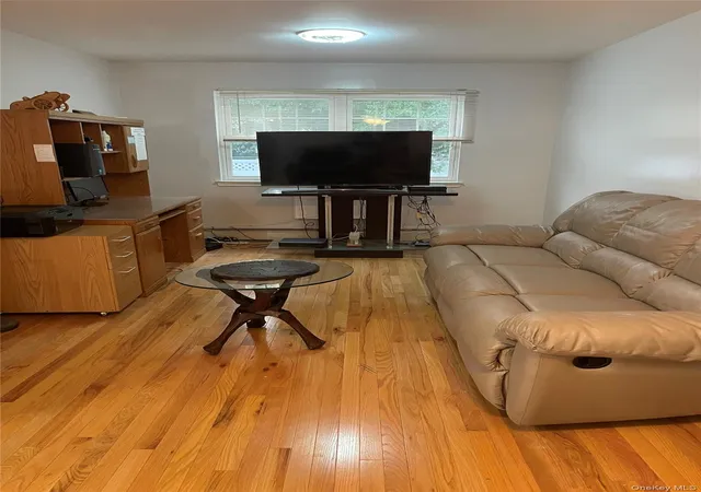 Photo 1 of House for sale at 82-108 Country Pointe Cir, Queens Village, NY 11427 | MLS# 1029829 | Listing updated on 2026-09-08