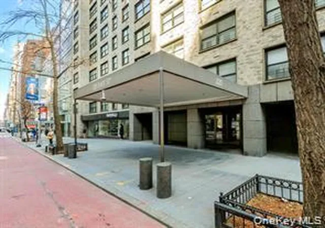 Photo 1 of Sale Pending at 225 E 57th Street #1L, New York, NY 10022 | MLS# 1029830 | Listing updated on 2026-07-24