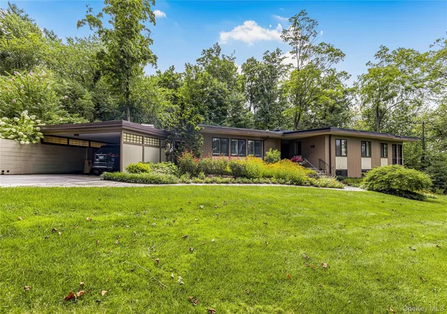 Photo 1 of Sale Pending at 178 Wilmot Rd, New Rochelle, NY 10804 | MLS# 1029834 | Listing updated on 2026-09-04