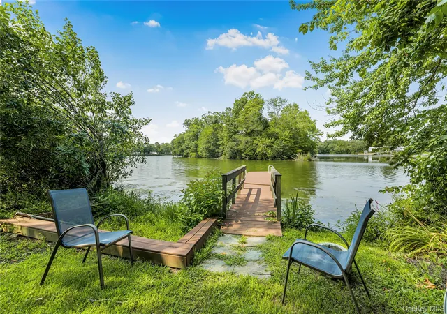 Photo 3 of Sale Pending at 178 Wilmot Rd, New Rochelle, NY 10804 | MLS# 1029834 | Listing updated on 2026-09-04