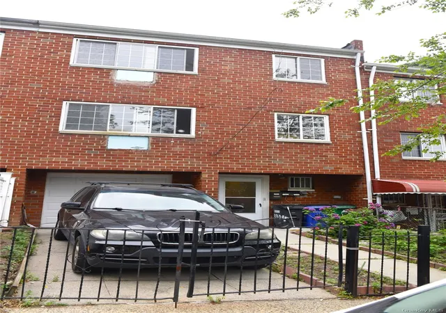 Photo 3 of Multi family home for sale at 3304 Wickham Ave, New York, NY 10469 | MLS# 1029837 | Listing updated on 2026-09-02