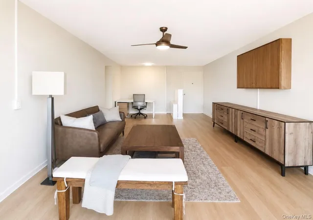 Photo 4 of Sale Pending at 1 Bay Clb Dr #21K, New York, NY 11360 | MLS# 1029854 | Listing updated on 2026-08-21