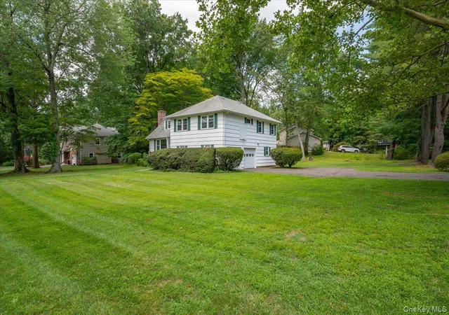 Photo 2 of Single family home for sale at 27 Meadowlark Rd, Rye Town, NY 10573 | MLS# 1029861 | Listing updated on 2026-09-25
