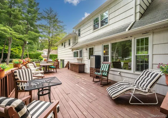 Photo 4 of Single family home for sale at 27 Meadowlark Rd, Rye Town, NY 10573 | MLS# 1029861 | Listing updated on 2026-09-25