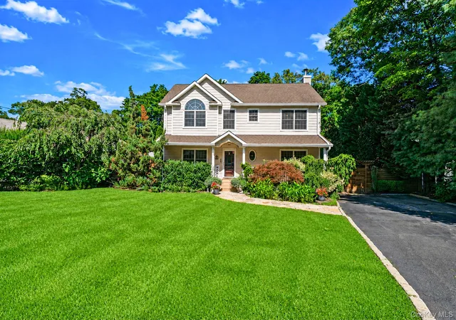 Photo 1 of Single family home for sale at 91 Traction Blvd, Brookhaven, NY 11772 | MLS# 1029870 | Listing updated on 2026-09-16