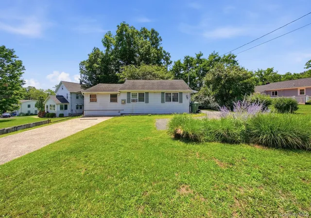 Photo 2 of Sale Pending at 114 Glenmere Ave, Warwick (town), NY 10921 | MLS# 1029877 | Listing updated on 2026-08-28