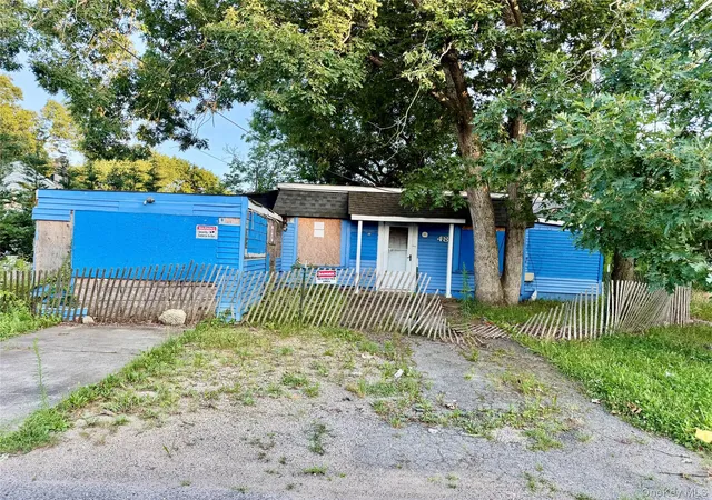 Photo 1 of Single family home for sale at 48 Cocoanut St, Central Islip, NY 11722 | MLS# 1029878 | Listing updated on 2026-07-25