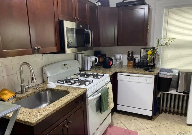 Photo 4 of House for sale at 132 N 6th Avenue, Mount Vernon, NY 10550 | MLS# 1029891 | Listing updated on 2026-09-04