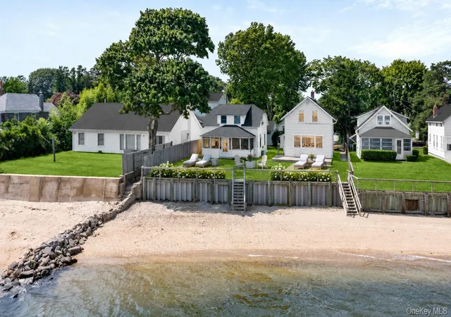 Photo 3 of Single family home for sale at 18 Smith Ln, Riverhead, NY 11947 | MLS# 1029909 | Listing updated on 2026-07-28