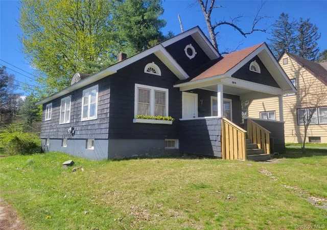 Photo 4 of Single family home for sale at 104 Buckley St, Liberty, NY 12754 | MLS# 1029911 | Listing updated on 2026-08-27