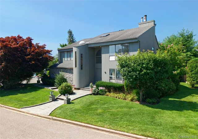 Photo 2 of Sale Pending at 12 Princeton Dr, Syosset, NY 11791 | MLS# 1029940 | Listing updated on 2026-08-14