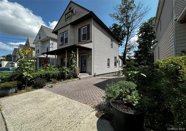 Photo 2 of Single family home for sale at 44 Claremont Pl, Mount Vernon, NY 10553 | MLS# 1029941 | Listing updated on 2026-08-16