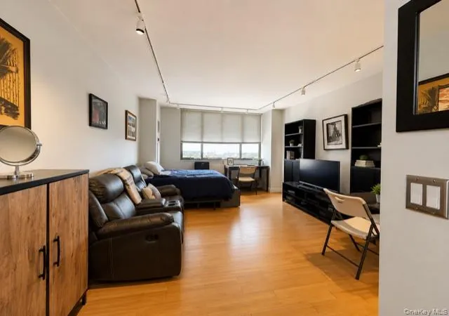 Photo 2 of Condo for sale at 27110 Grand Central Pkwy #16M, Floral Park, NY 11005 | MLS# 1029964 | Listing updated on 2026-07-24