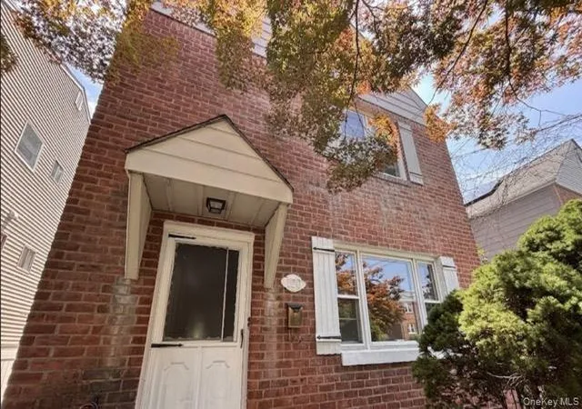 Photo 2 of Sale Pending at 120 Clunie Ave, Yonkers, NY 10703 | MLS# 1029979 | Listing updated on 2026-08-23