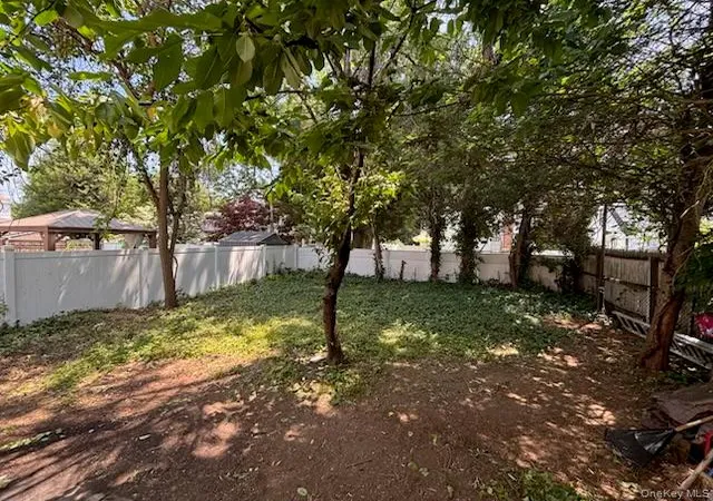Photo 7 of Sale Pending at 120 Clunie Ave, Yonkers, NY 10703 | MLS# 1029979 | Listing updated on 2026-08-23