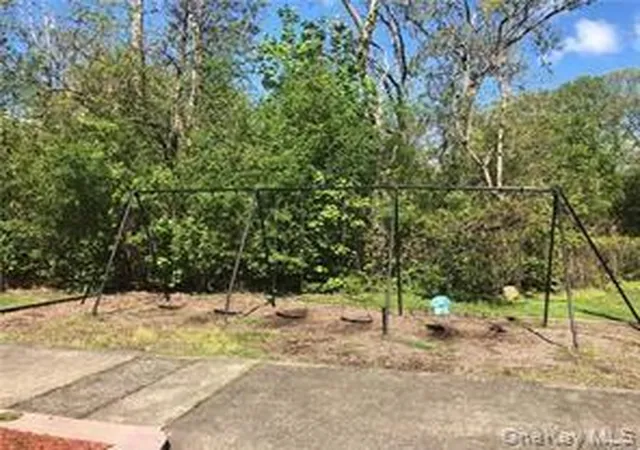 23rd image of 42 Manor Dr #42, Cornwall, NY 12518 | MLS# 1029986