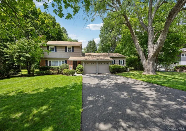 Photo 1 of Sale Pending at 4 Holly Ln, Rye Town, NY 10573 | MLS# 1030000 | Listing updated on 2026-08-20