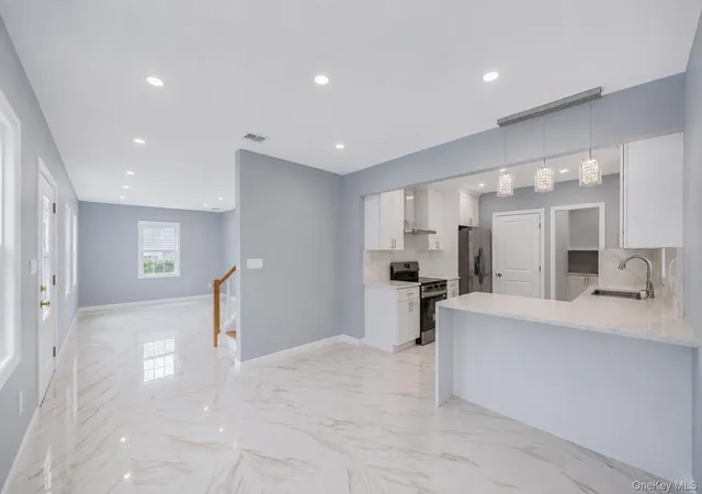 Photo 4 of Sale Pending at 306 Greeley Ave, Islip, NY 11782 | MLS# 1030037 | Listing updated on 2026-08-28