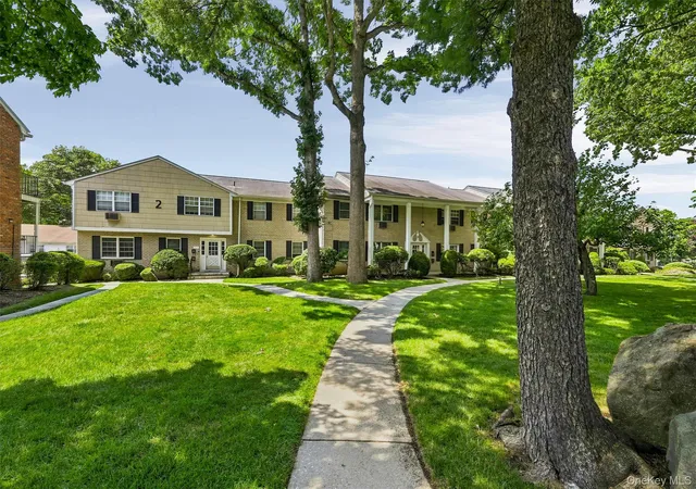 Photo 1 of Sale Pending at 264 Parkside Dr, Ramapo, NY 10901 | MLS# 1030056 | Listing updated on 2026-08-12