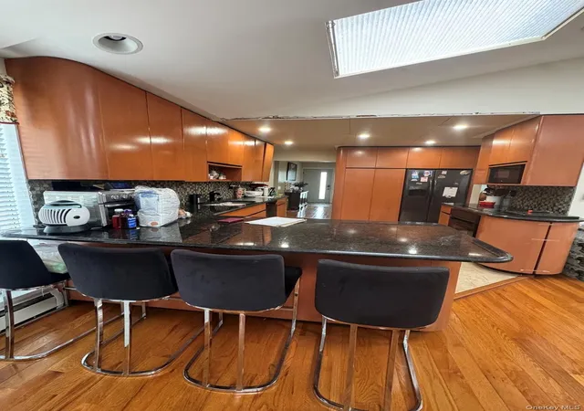Photo 4 of Sale Pending at 219 Vermont Ave, Hempstead, NY 11572 | MLS# 1030069 | Listing updated on 2026-08-18