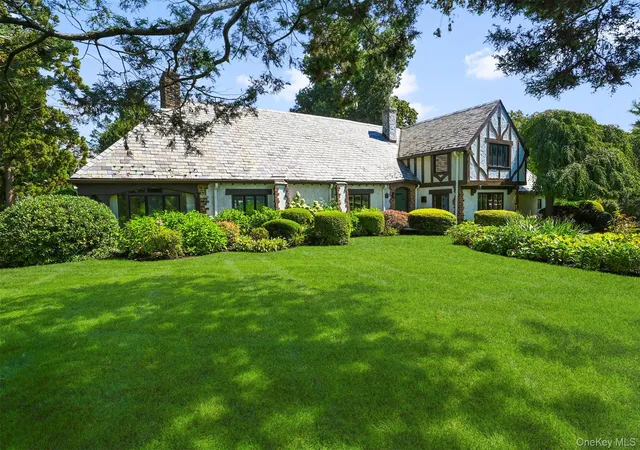 Photo 1 of Sale Pending at 430 Orienta Ave, Mamaroneck, NY 10543 | MLS# 1030097 | Listing updated on 2026-09-29