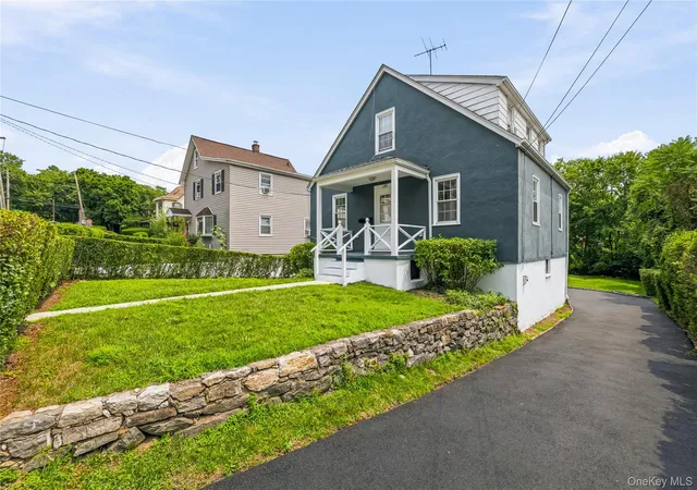 Photo 4 of House for sale at 20 S Washington Ave, Hartsdale, NY 10530 | MLS# 1030098 | Listing updated on 2026-07-26