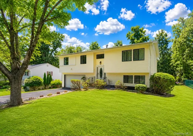 Photo 3 of Sale Pending at 23 Carriage Ln, Spring Valley, NY 10977 | MLS# 1030103 | Listing updated on 2026-08-19