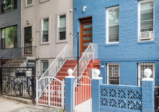 Photo 2 of House for sale at 1241 Putnam Ave, New York, NY 11221 | MLS# 1030126 | Listing updated on 2026-10-04
