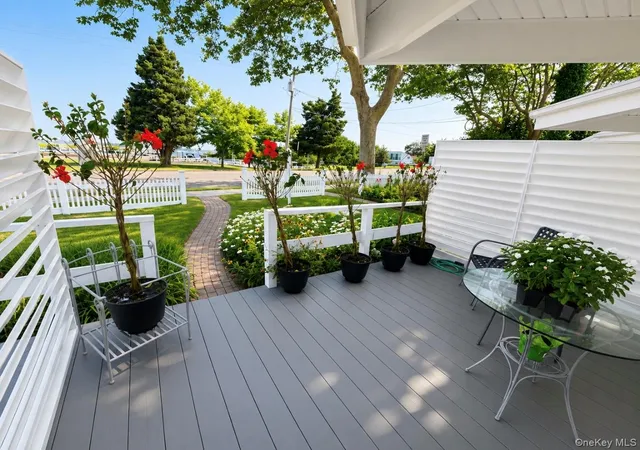 Photo 3 of Condo for sale at 35 Library Ave #8 R, Westhampton Beach, NY 11978 | MLS# 1030134 | Listing updated on 2026-09-19